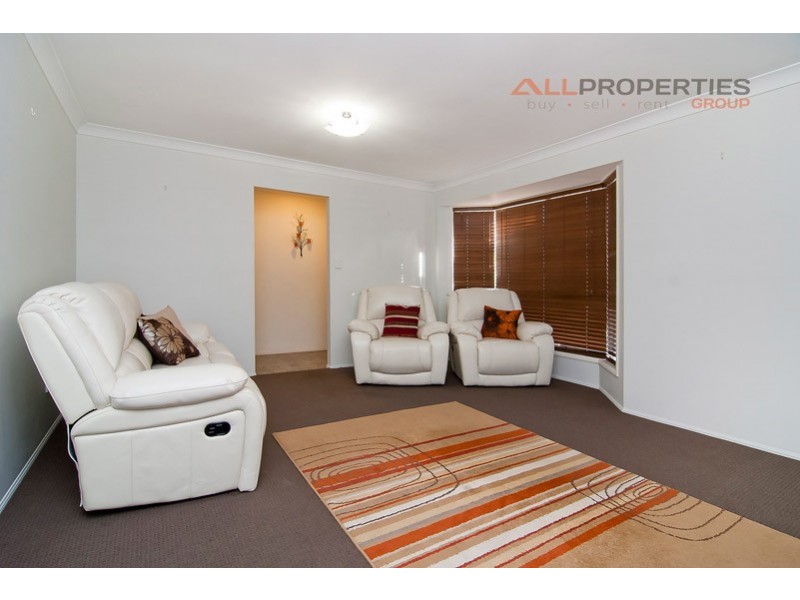 4 Latana Court, Regents Park QLD 4118