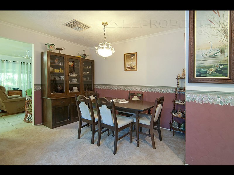 48 COLISA CRESCENT, Regents Park QLD 4118