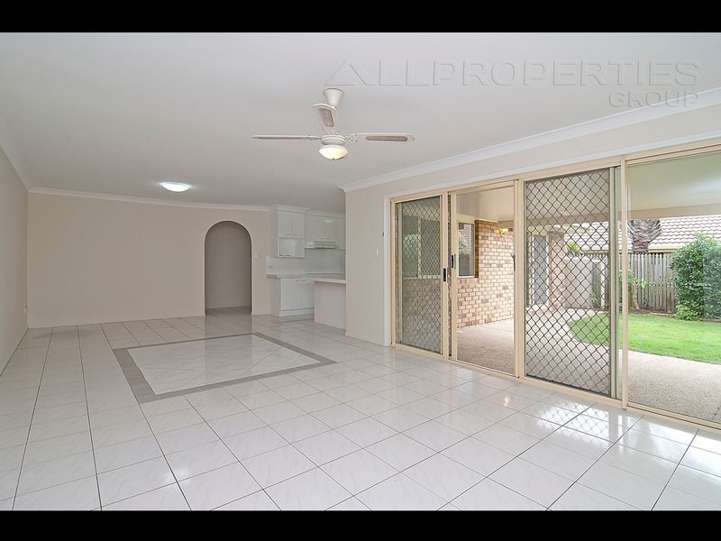 534 Algester Rd, Parkinson QLD 4115