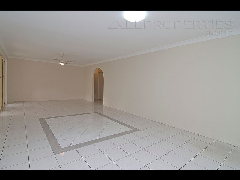 534 Algester Rd, Parkinson QLD 4115