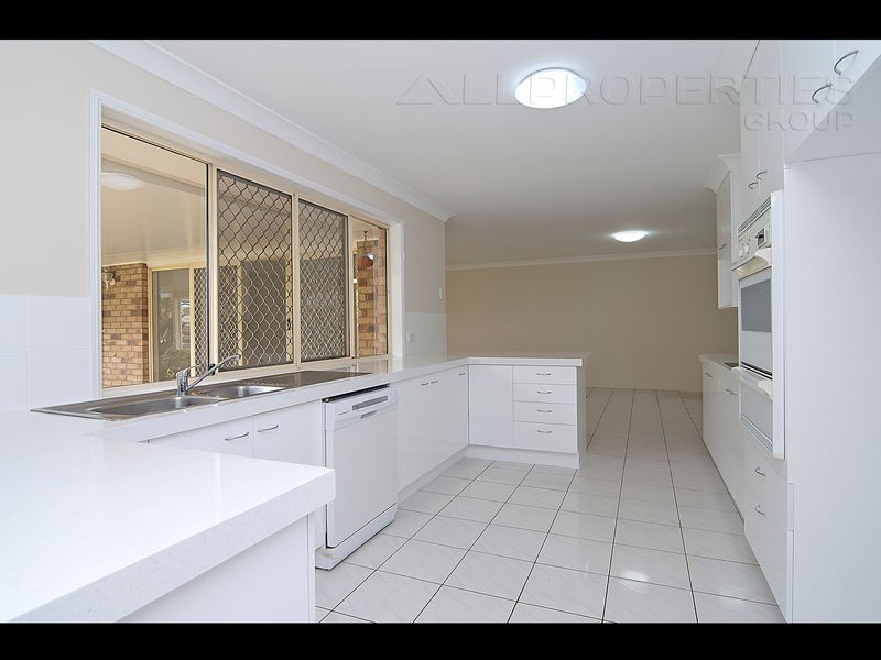 534 Algester Rd, Parkinson QLD 4115