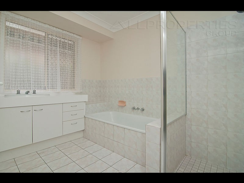 534 Algester Rd, Parkinson QLD 4115