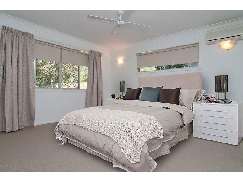 11 Formby St, Calamvale QLD 4116