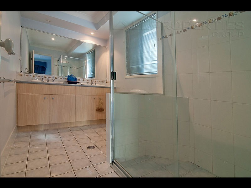 4 Peppermint Lane, Forest Lake QLD 4078