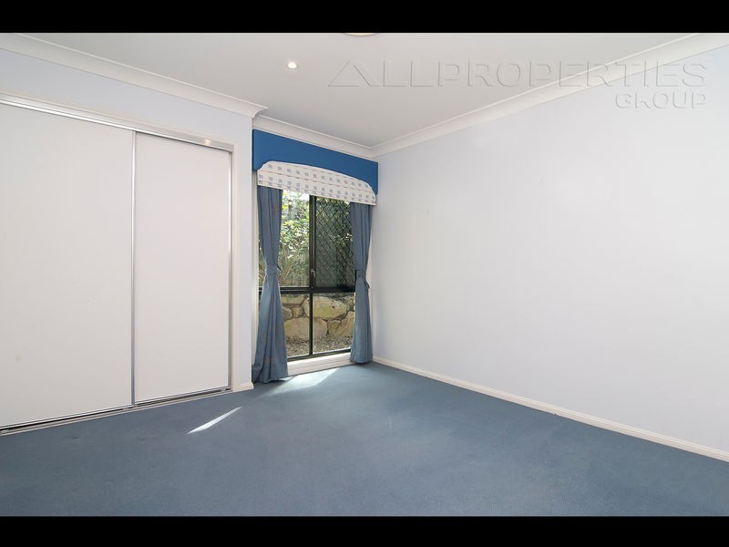 4 Peppermint Lane, Forest Lake QLD 4078