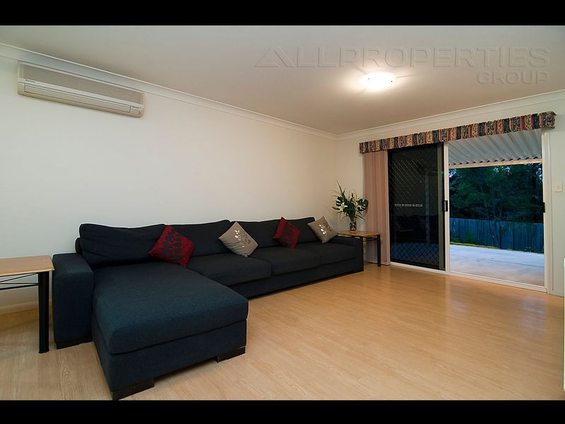 3 Jorgenson Close, Forest Lake QLD 4078