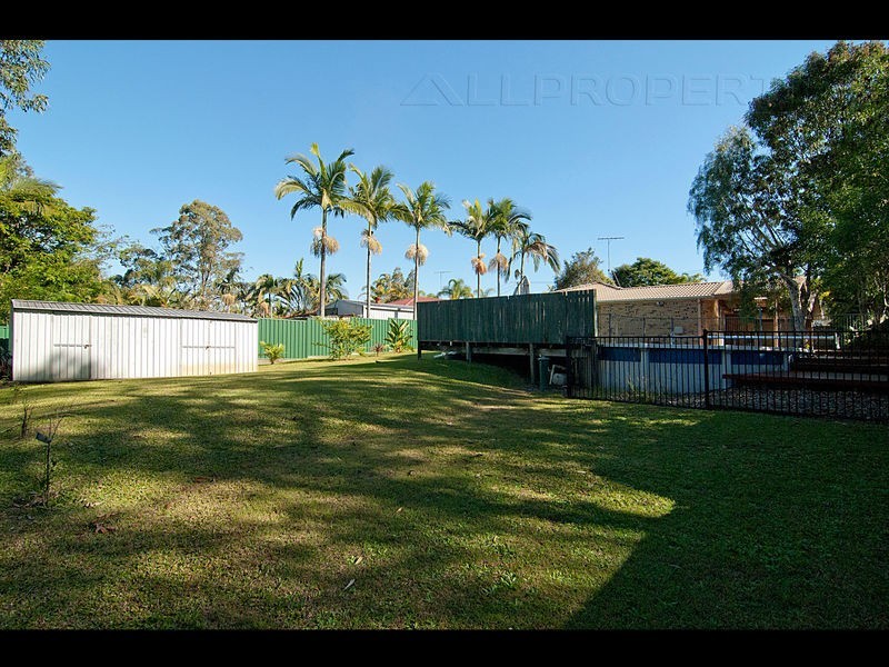60 PARKROYAL CRESCENT, Regents Park QLD 4118