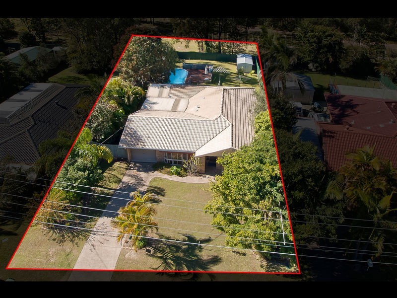 60 PARKROYAL CRESCENT, Regents Park QLD 4118