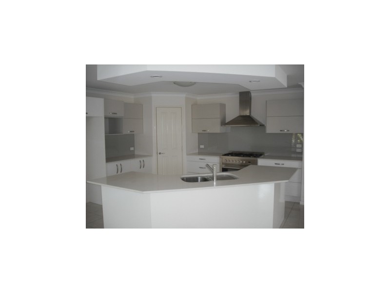 9 Gardenia Circuit, Heathwood QLD 4110