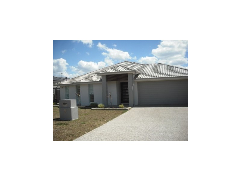 9 Gardenia Circuit, Heathwood QLD 4110