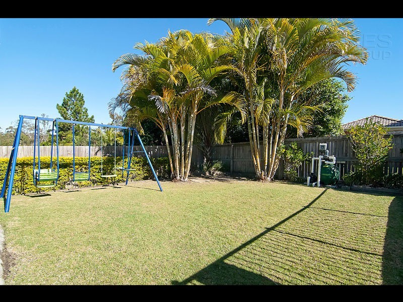 60 Glasshouse Crescent, Forest Lake QLD 4078