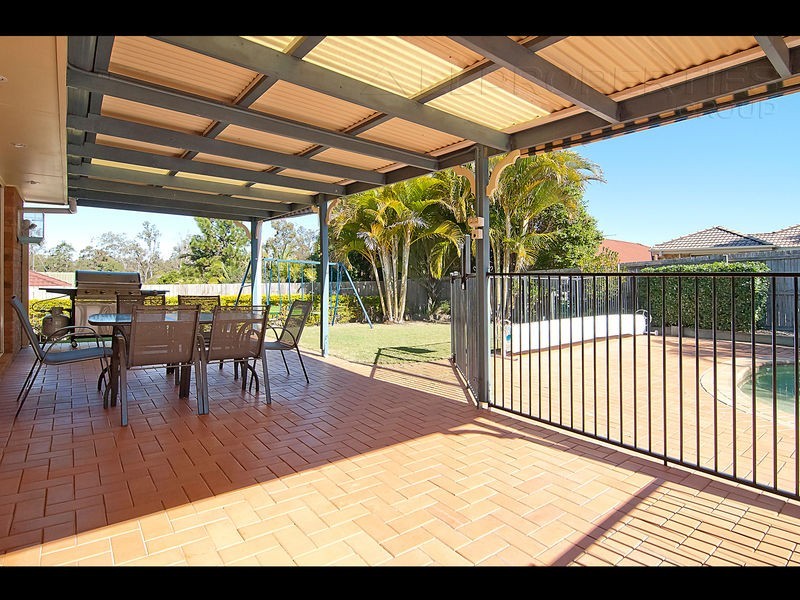 60 Glasshouse Crescent, Forest Lake QLD 4078