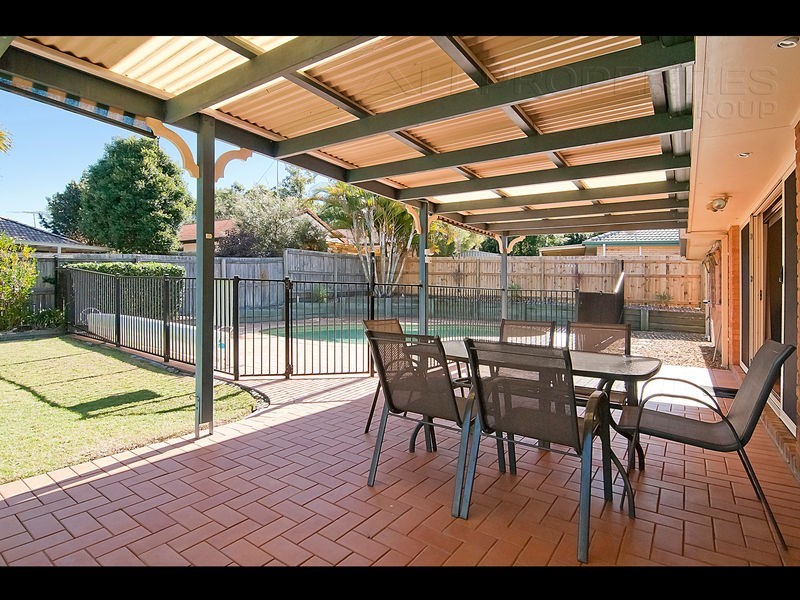 60 Glasshouse Crescent, Forest Lake QLD 4078