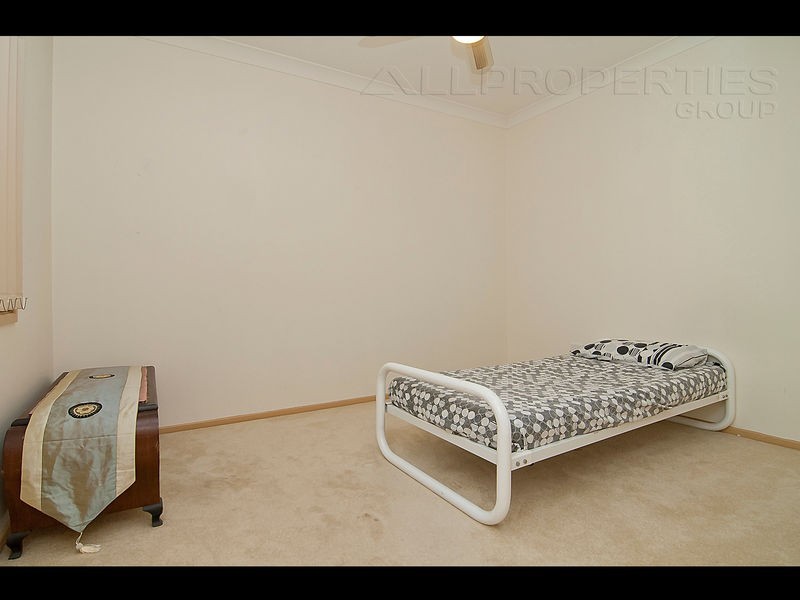 14 Tarragon Place, Forest Lake QLD 4078