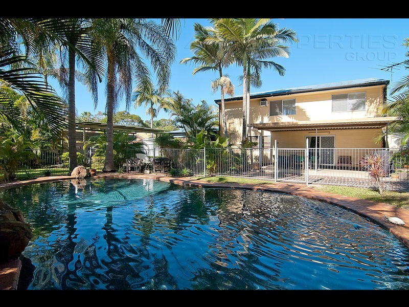 4 RENELLE STREET, Marsden QLD 4132
