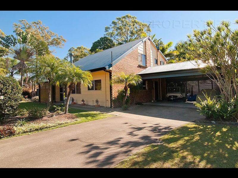4 RENELLE STREET, Marsden QLD 4132