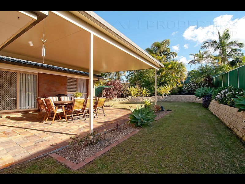 91 OWENS CRESCENT, Regents Park QLD 4118