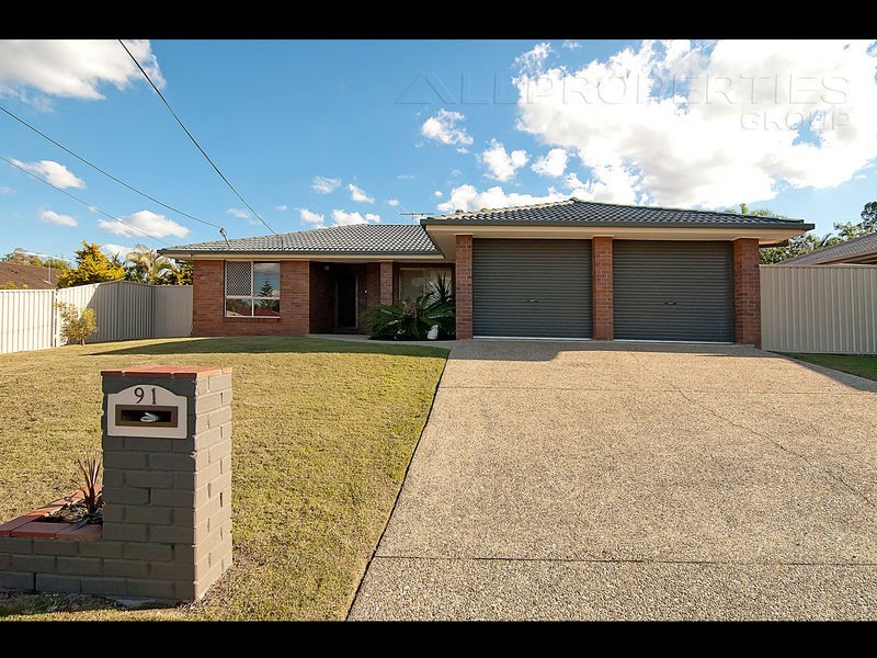 91 OWENS CRESCENT, Regents Park QLD 4118
