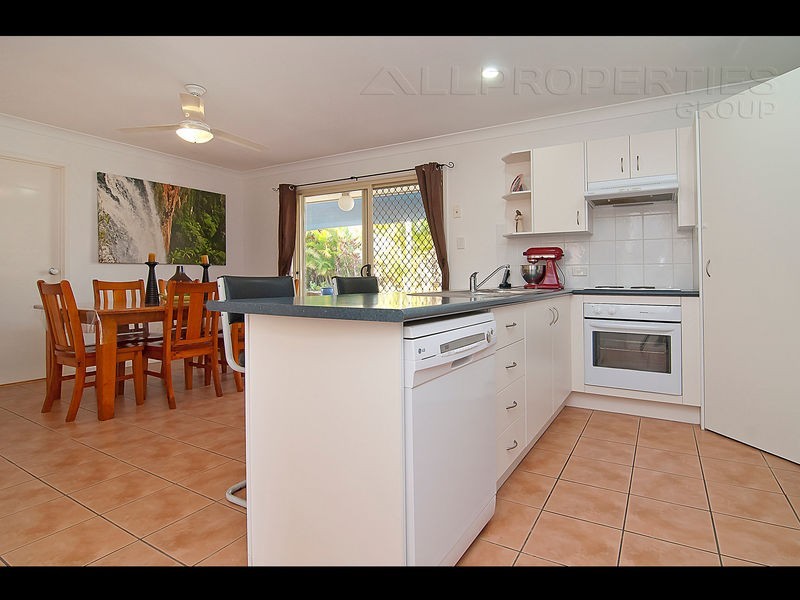 11 ZAC STREET, Marsden QLD 4132