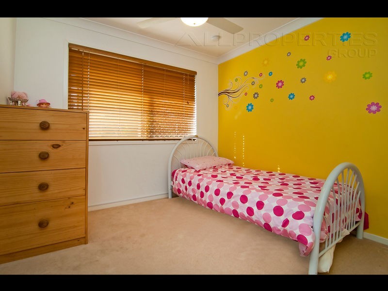 11 ZAC STREET, Marsden QLD 4132