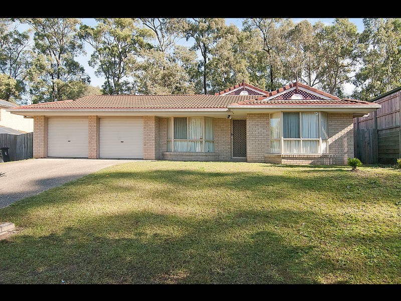 16 Windsor Place, Forest Lake QLD 4078
