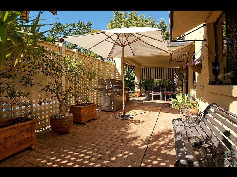 73 Ontario Cres, Parkinson QLD 4115