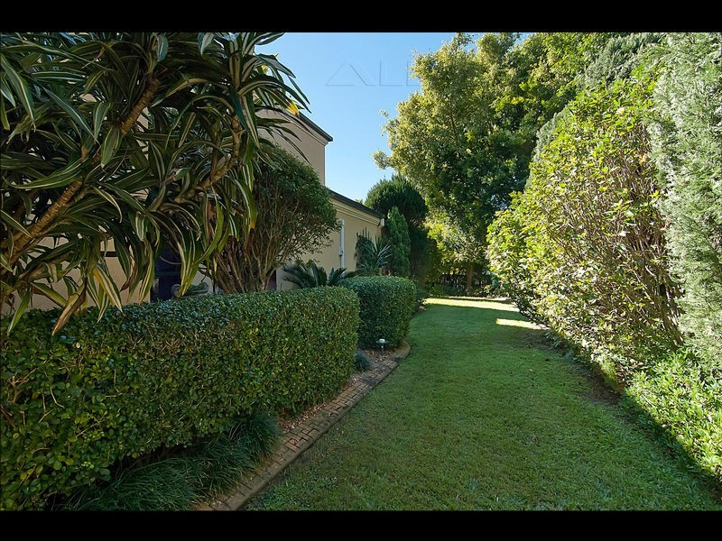 73 Ontario Cres, Parkinson QLD 4115