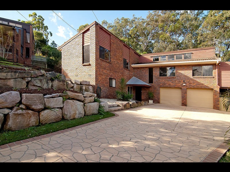 9 Wilpena Court, Springwood QLD 4127
