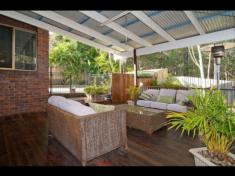 9 Wilpena Court, Springwood QLD 4127