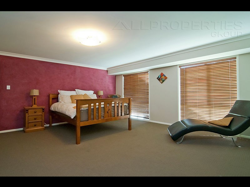 86 Sanctuary Drive, Forest Lake QLD 4078