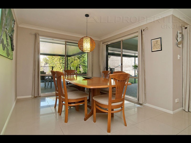 86 Sanctuary Drive, Forest Lake QLD 4078