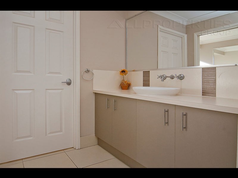 86 Sanctuary Drive, Forest Lake QLD 4078