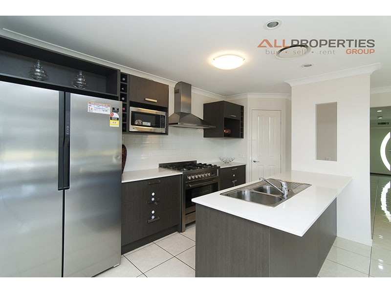 24 Aspen Street, Heathwood QLD 4110