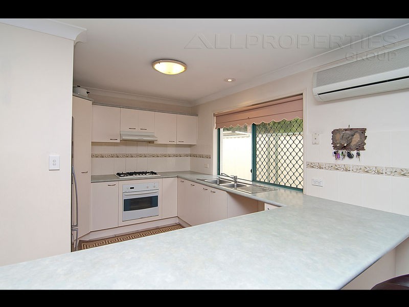 3 Sorbus Court, Calamvale QLD 4116