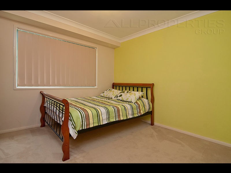 3 Sorbus Court, Calamvale QLD 4116