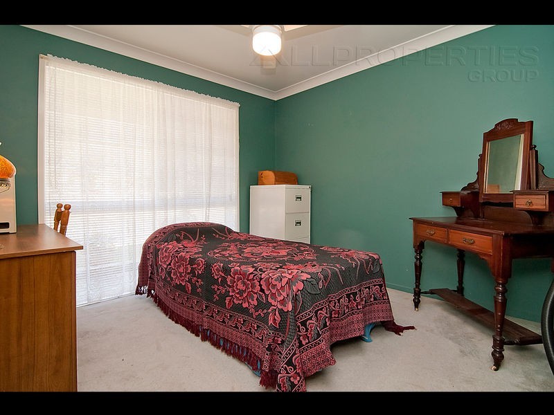 56 Cardwell Close, Munruben QLD 4125