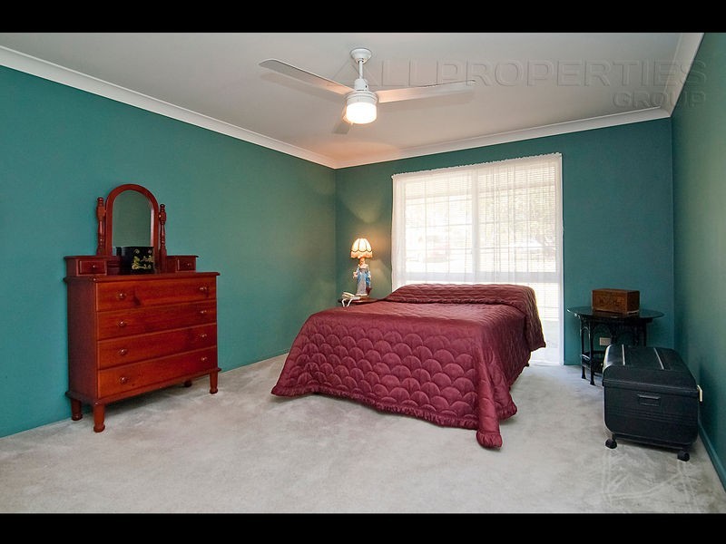 56 Cardwell Close, Munruben QLD 4125