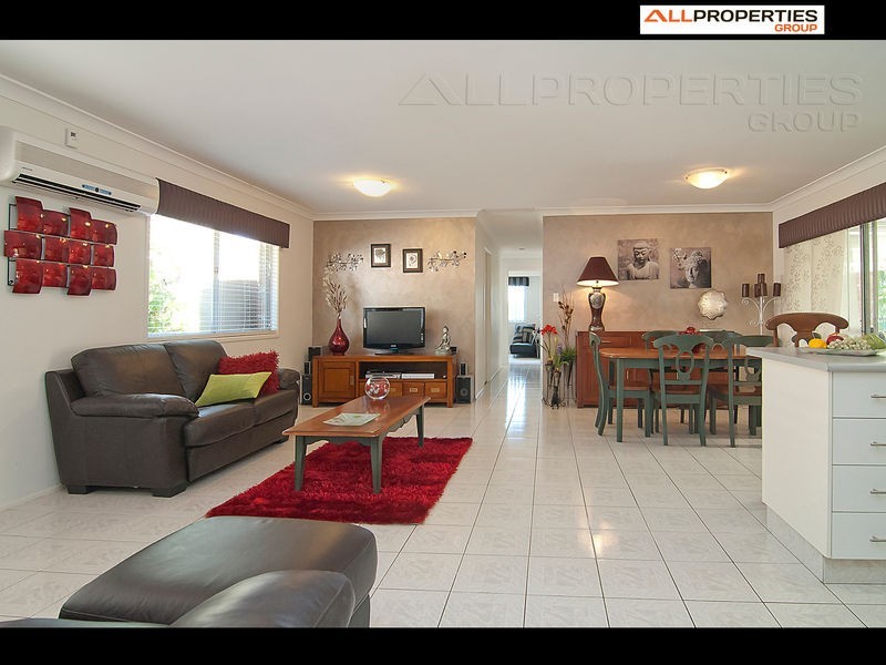 12 Tarragon Place, Forest Lake QLD 4078