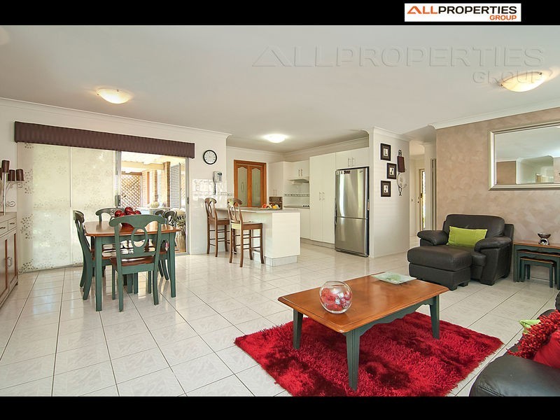 12 Tarragon Place, Forest Lake QLD 4078