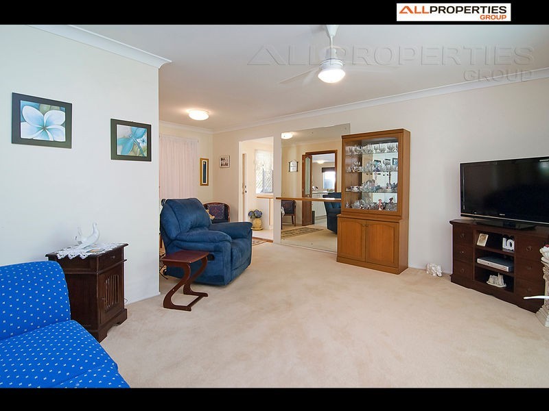 12 Tarragon Place, Forest Lake QLD 4078