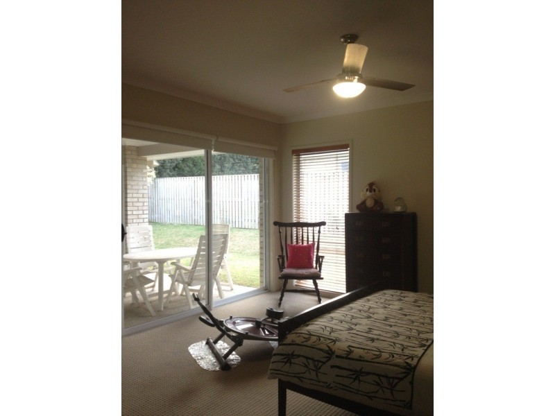 1 Bottlebrush Street, Heathwood QLD 4110