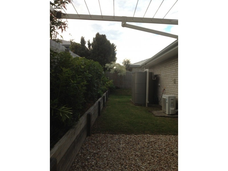 1 Bottlebrush Street, Heathwood QLD 4110