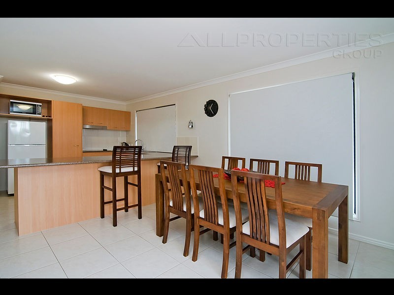 37 Dart Pl, Parkinson QLD 4115