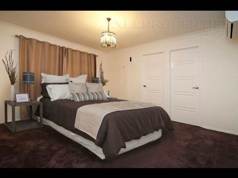 15 Doulton Street, Calamvale QLD 4116