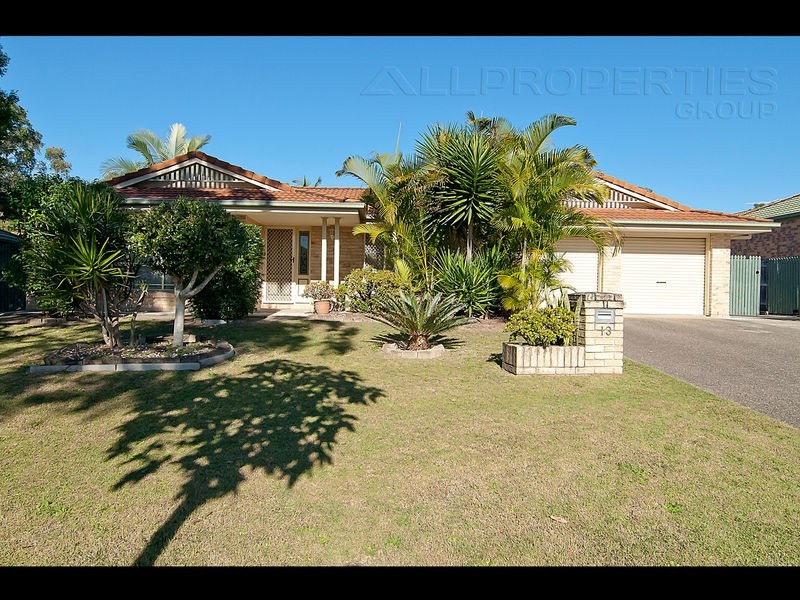 13 Blaxland Place, Forest Lake QLD 4078