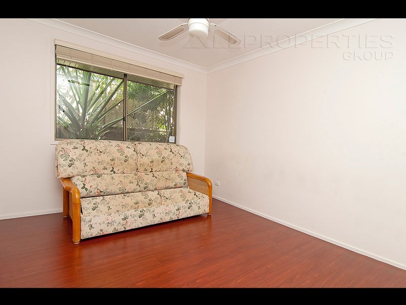 122 Collingwood Drive, Collingwood Park QLD 4301
