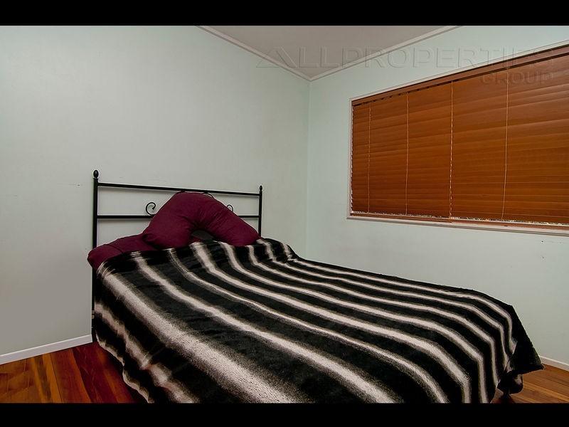 42 Windsor St, Slacks Creek QLD 4127
