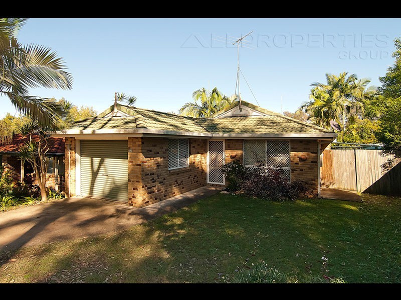 3 Napier Place, Forest Lake QLD 4078