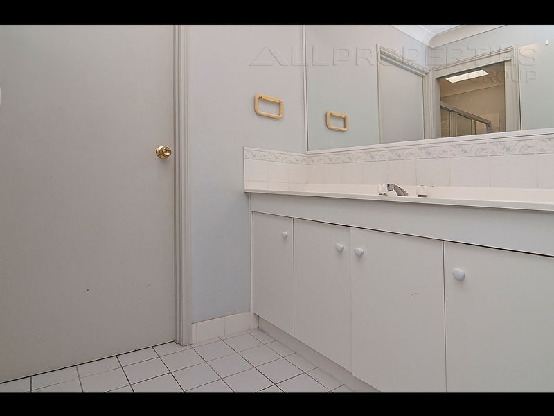 3 Napier Place, Forest Lake QLD 4078