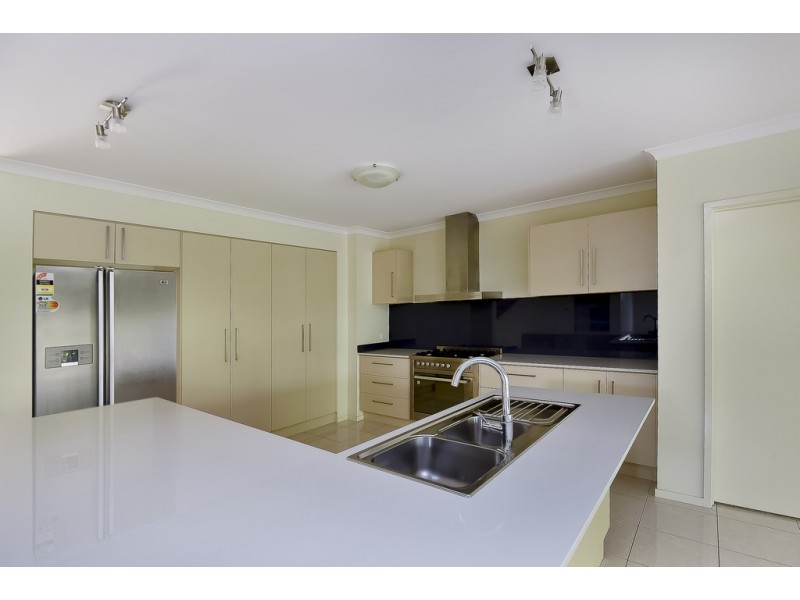 79 Injune Circuit, Calamvale QLD 4116